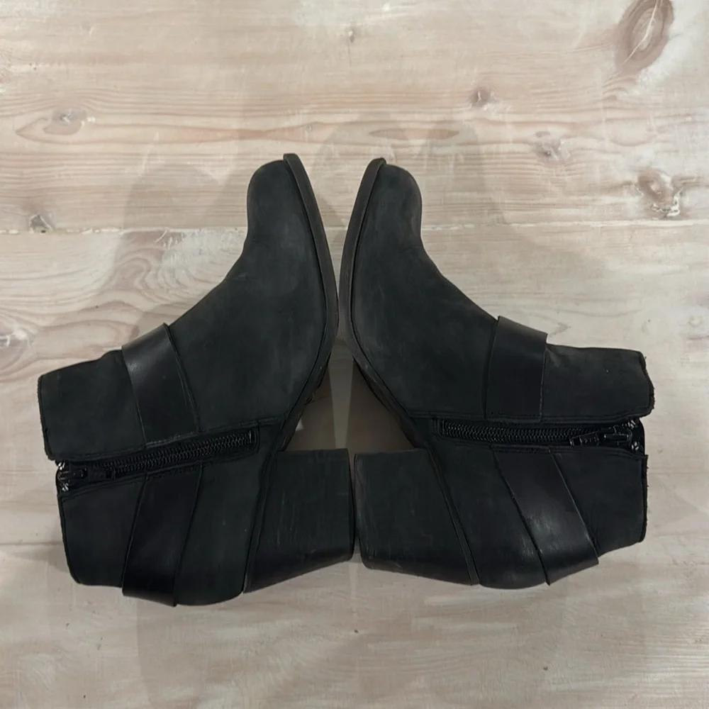 Aldo black buckle booties - Picture 6 of 7